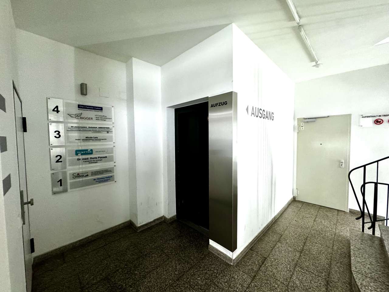 Praxis-/ Bürofläche im "ÄRZTEHAUS AM KLINIKUM" zu vermieten